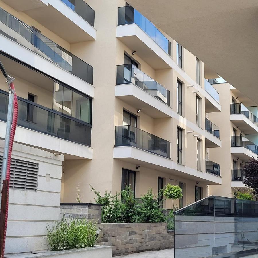 Studio 10 - Catedral Residence Bucharest - Free Parking Bagian luar foto