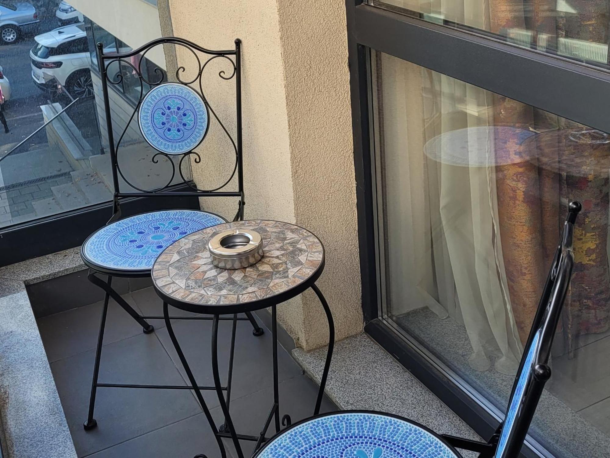Studio 10 - Catedral Residence Bucharest - Free Parking Bagian luar foto